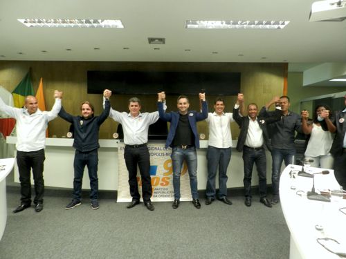 PROS lança oficialmente nomes de pré-candidatos a prefeitos de Divinópolis (Marquinhos), Belo Horizonte (Eros Biondini) e Itaúna (Rossi) ENCONTRO PROS